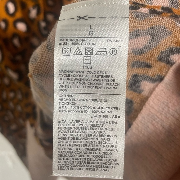 Old Navy Leopard Printed Crew-Neck Cardi Sz Large - Picture 3 of 4